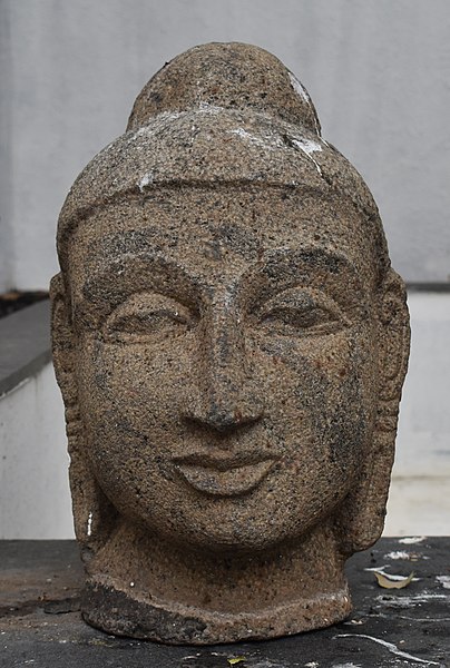 File:Budha head 1.jpg