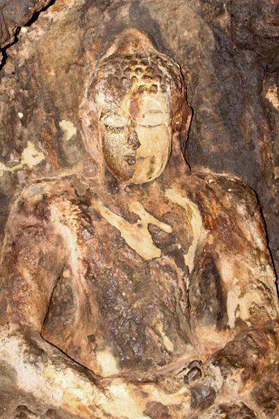 File:Bojjana Konda statue 02.jpg