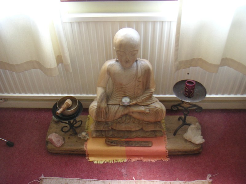 File:Buddha (4203799093).jpg