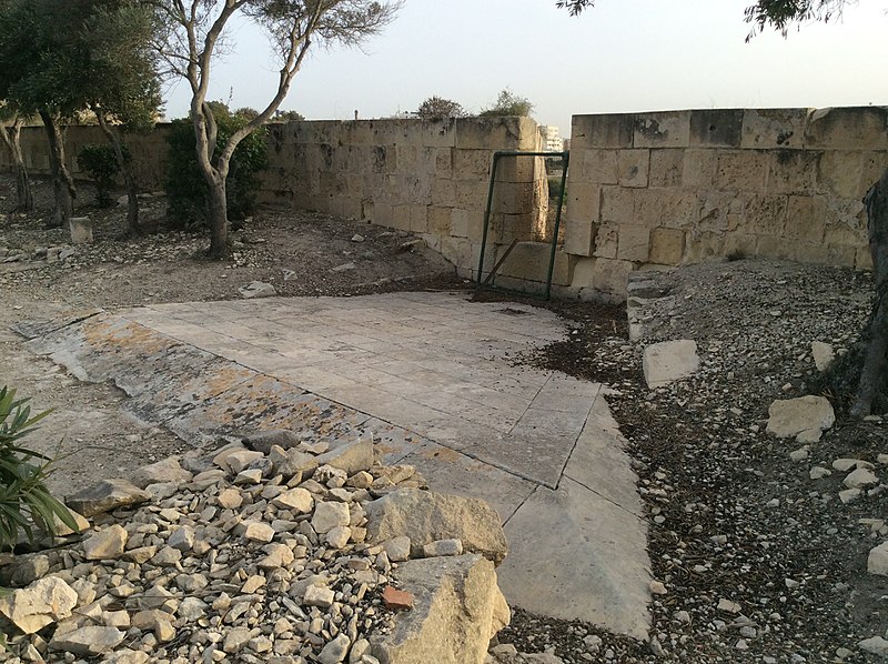 File:! Floriana Lines 30.jpg