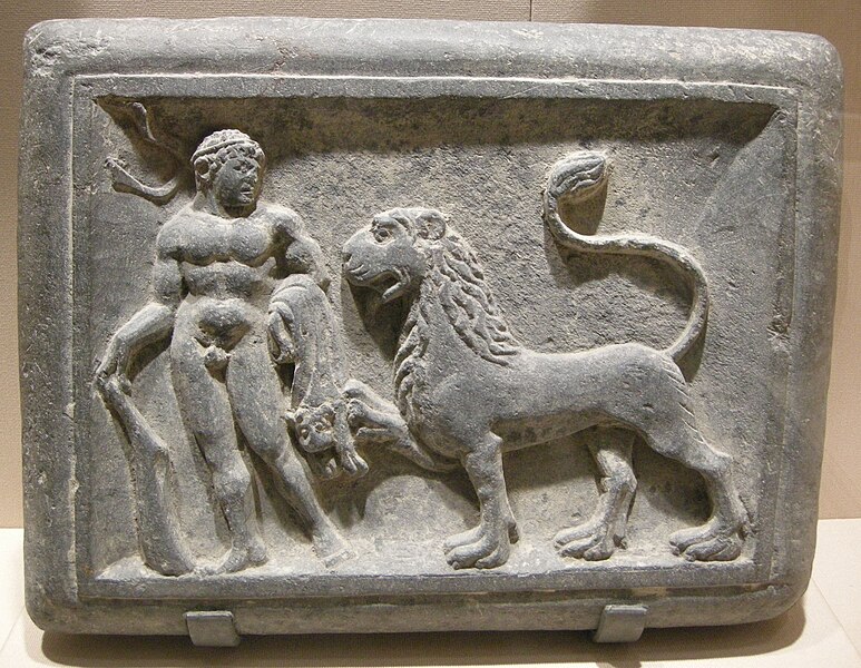 File:Met, gandhara, hercules and the nemean lion, 1st century.JPG