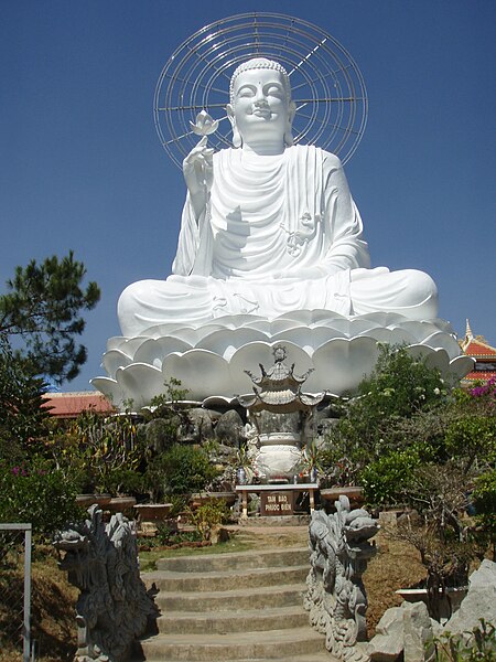 File:Buddha Statue in Vietnam.jpg