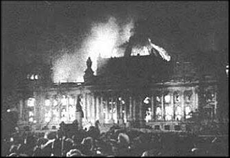 reichstag-fire-700034.jpg